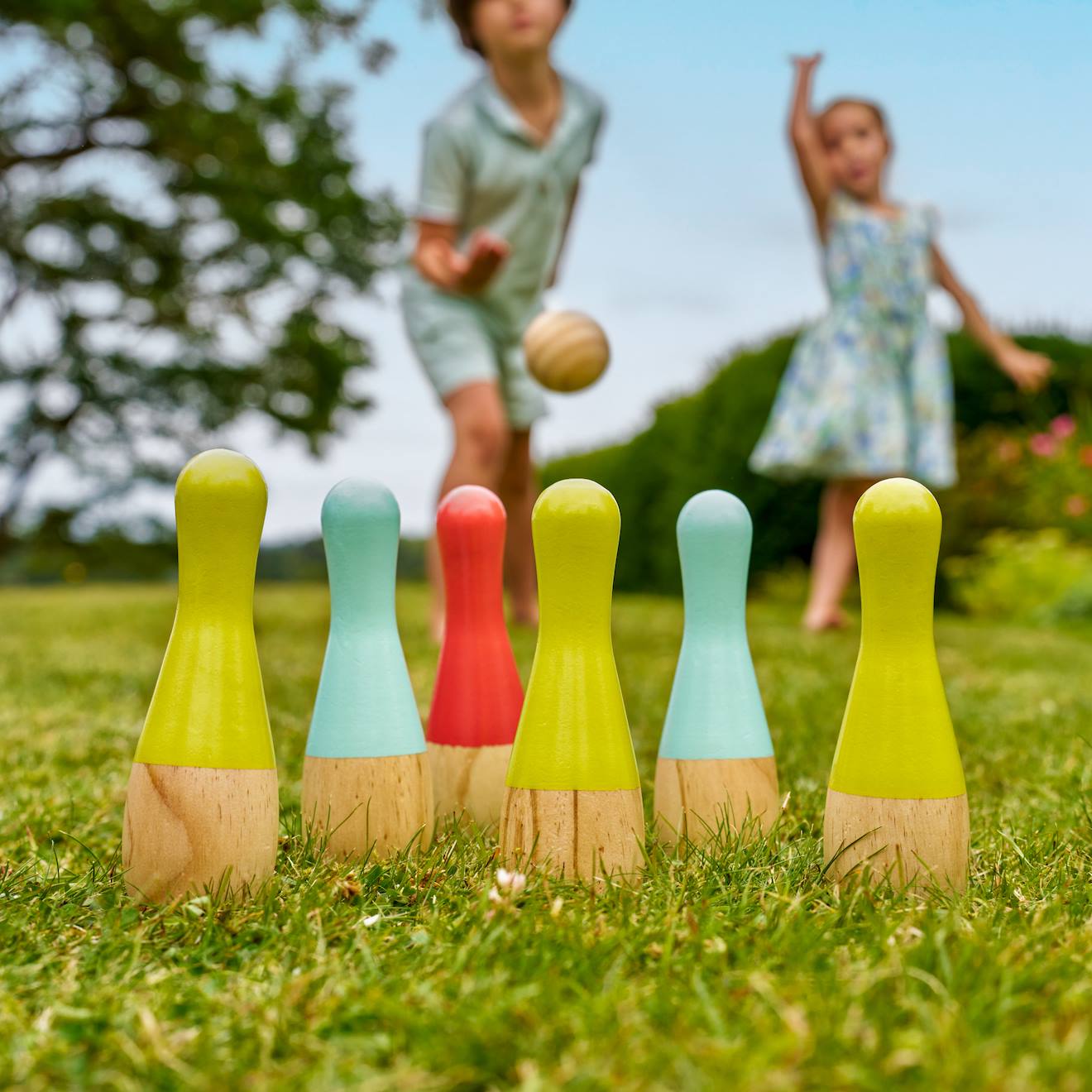 Jeu De Bowling Pelouse En Bois – 10 Quilles + 3 Boules – Sac De Rangement Inclus – Dès 3 Ans – Intérieur/Extérieur