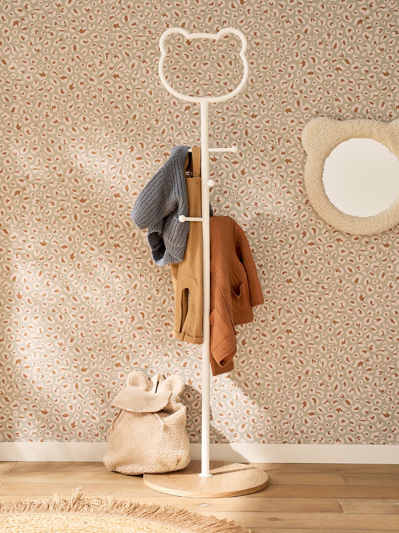Porte-manteau enfant métal Ourson blanc (Vertbaudet) - Image 1
