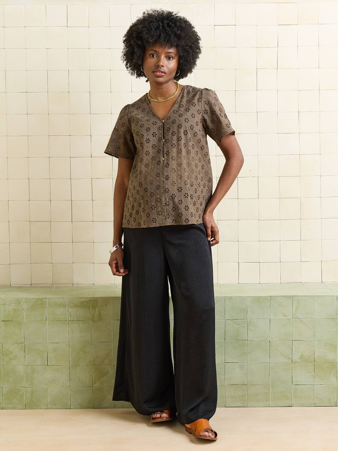 Pantalon fluide et large de grossesse noir