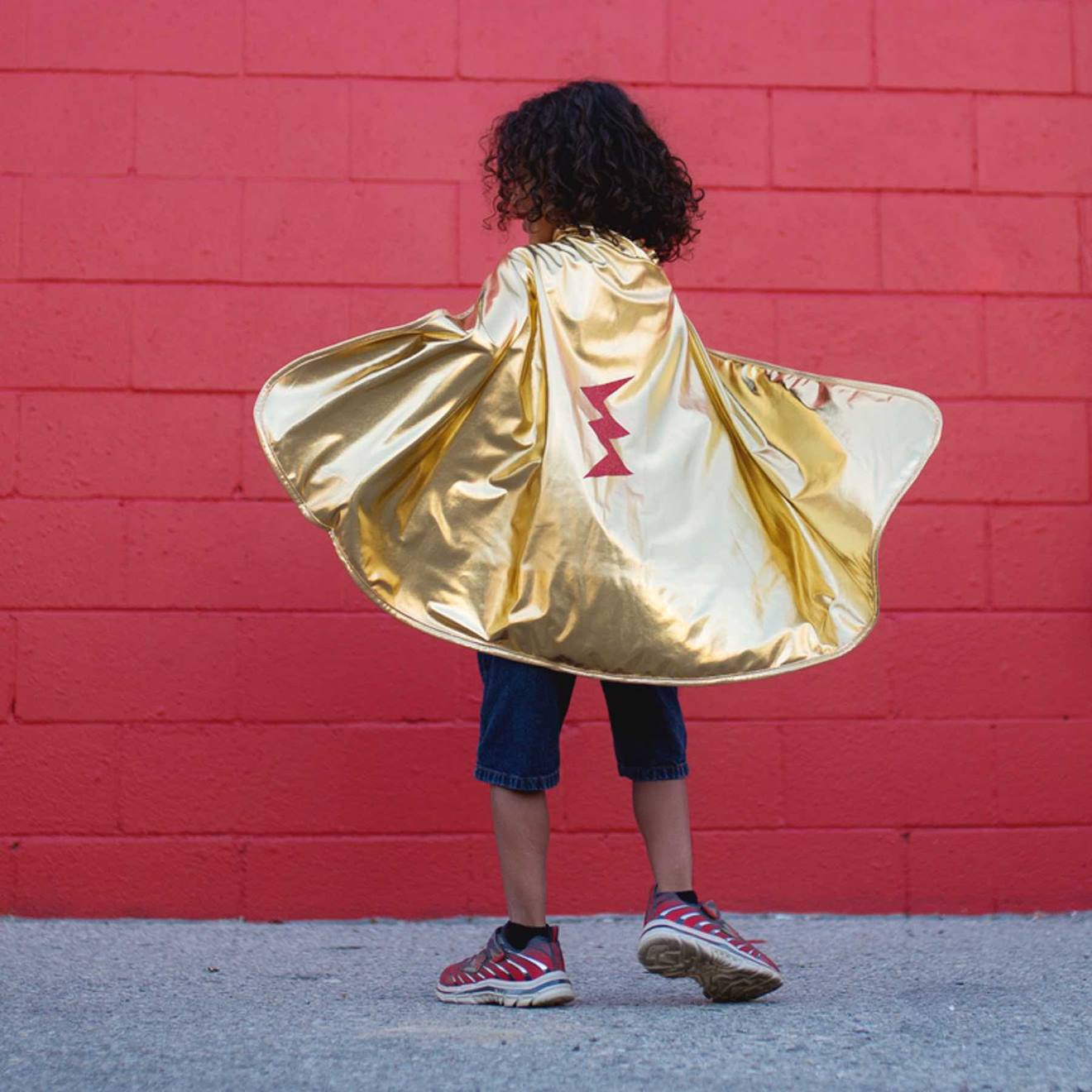 Déguisement enfant cape réversible super héro rouge
