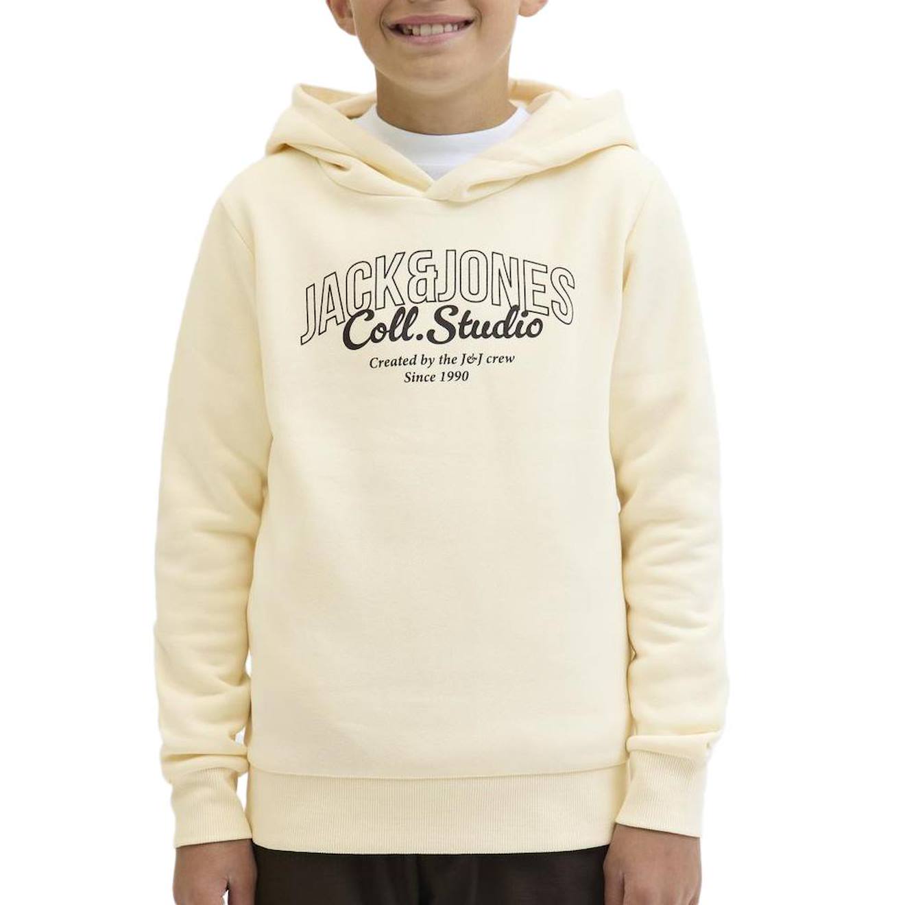 Sweat Capuche Makoto cru 19 €