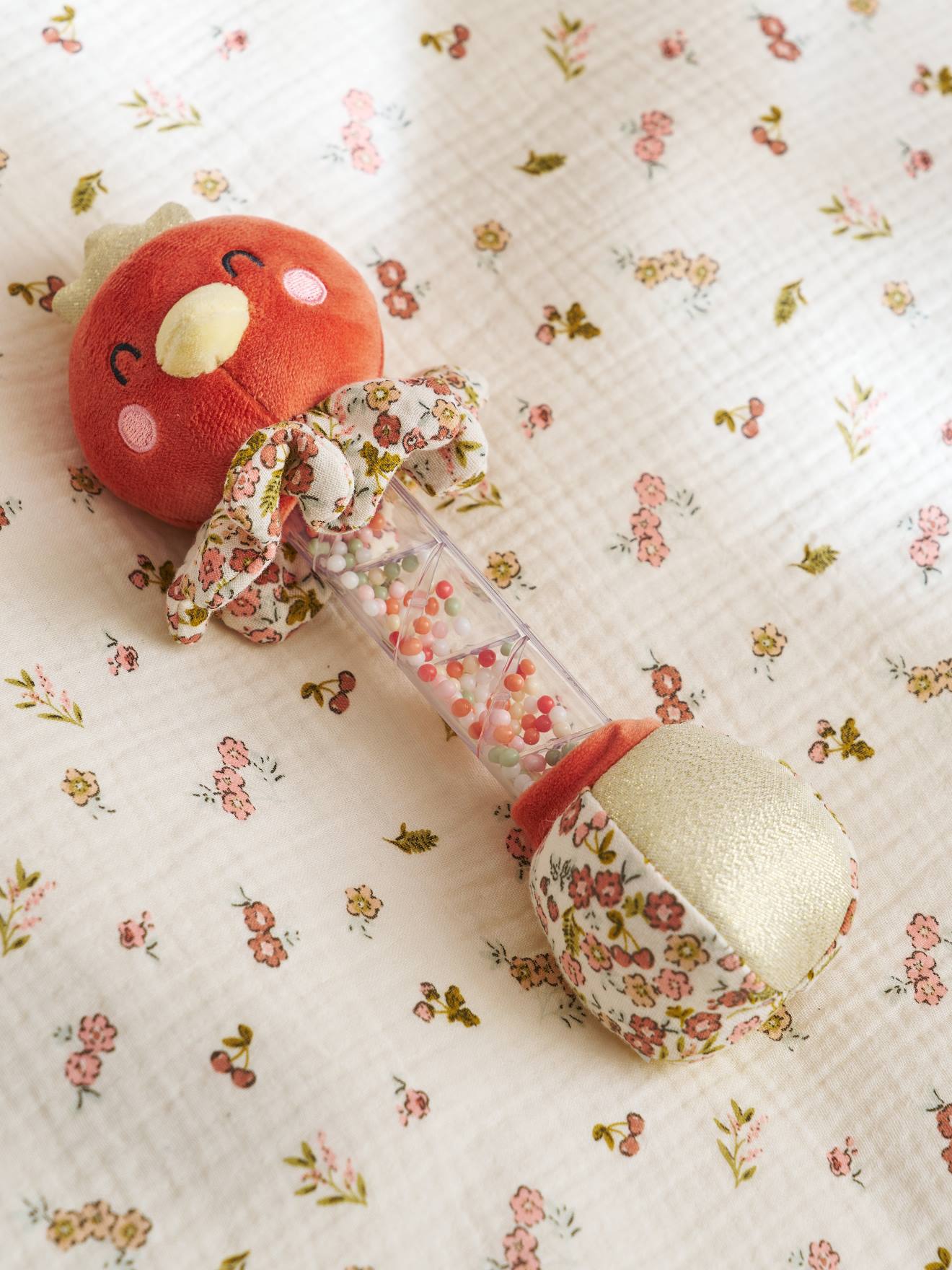 Bâton de pluie Cocotte orange (Vertbaudet) - Couverture