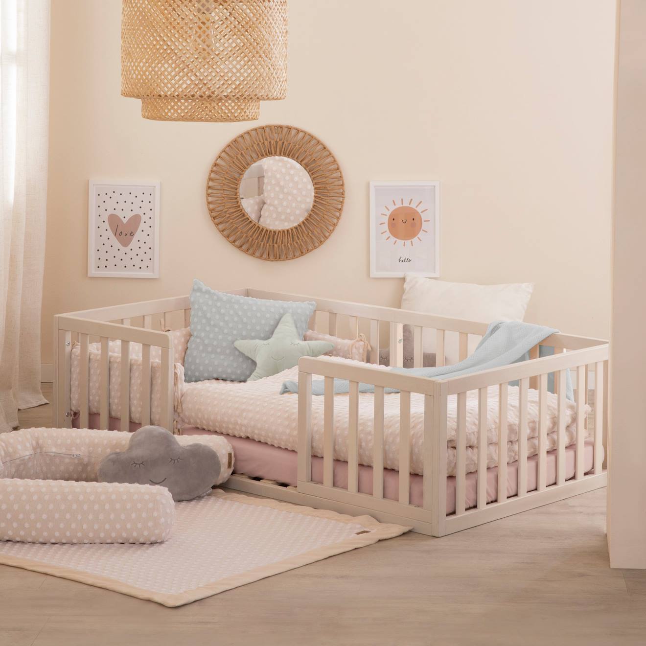 Lit Bébé Montessori Au Sol Avec Protection Antichute Beige Sable (Roba) - Image 2