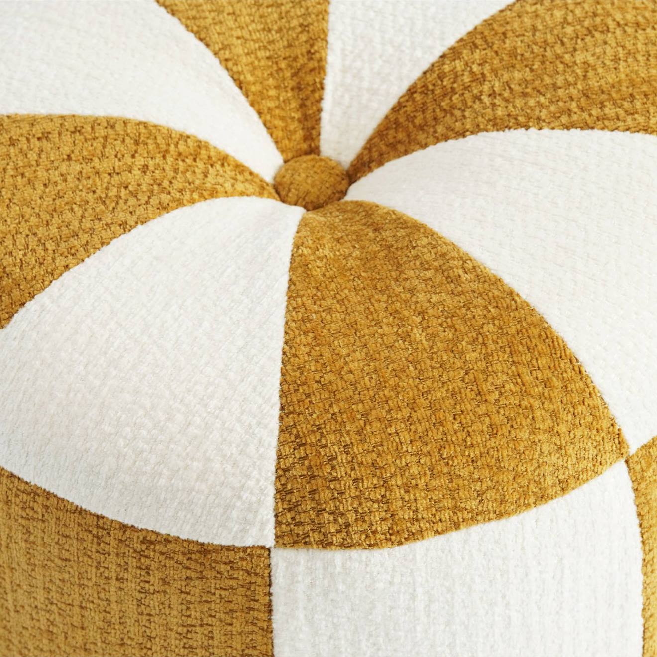 Pouf Enfant Tissu Chenille Thème Cirque - Wila Jaune (sweeek) - Image 1