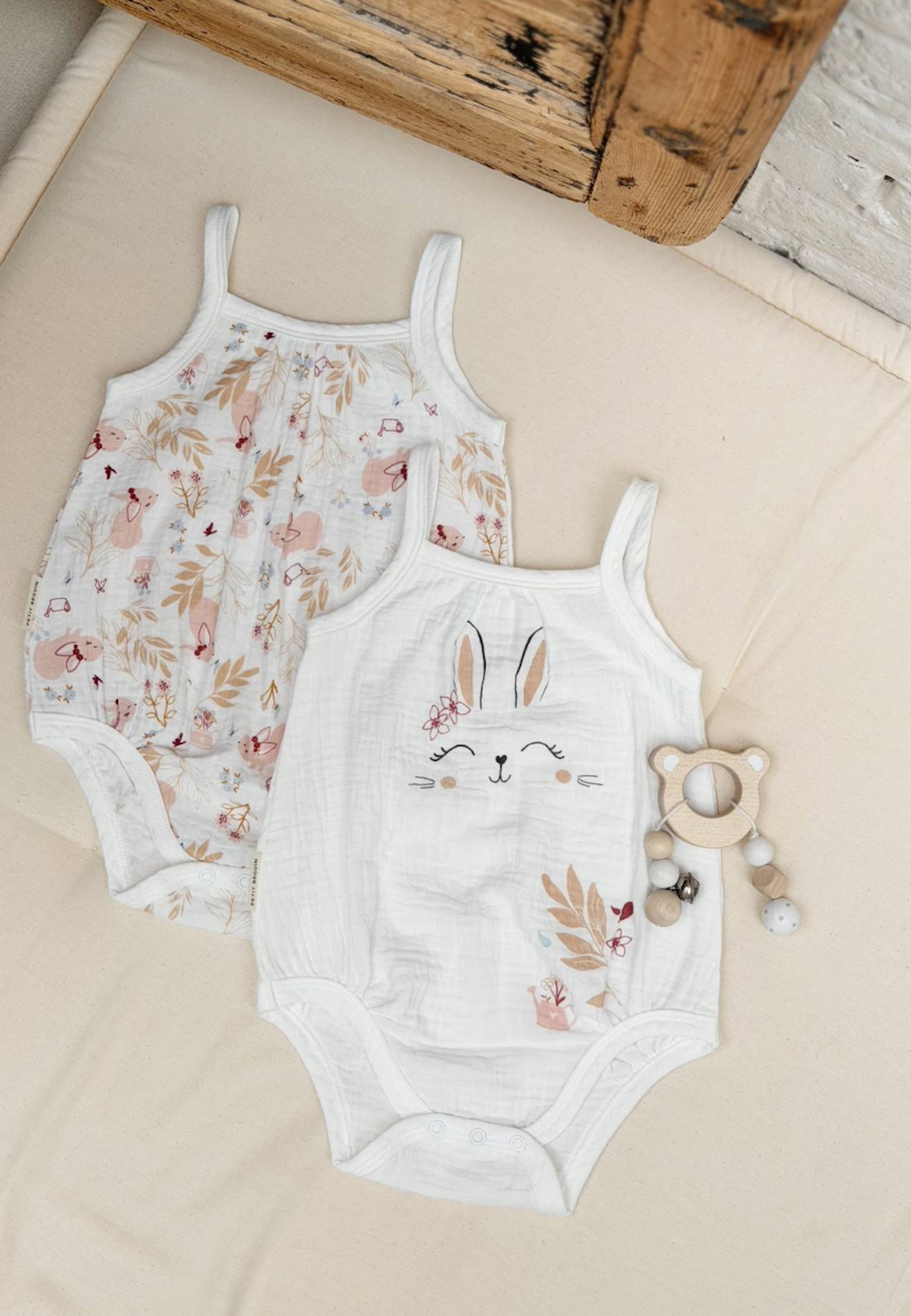 Lot De 2 Barboteuses Bloomer Bébé En Gaze De Coton Praline Ecru Lot De 2 Barboteuses Bloomer Bébé En Gaze De Coton Praline Ecru