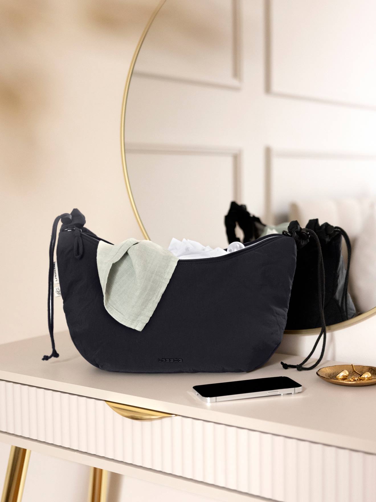 Sac banane à langer noir