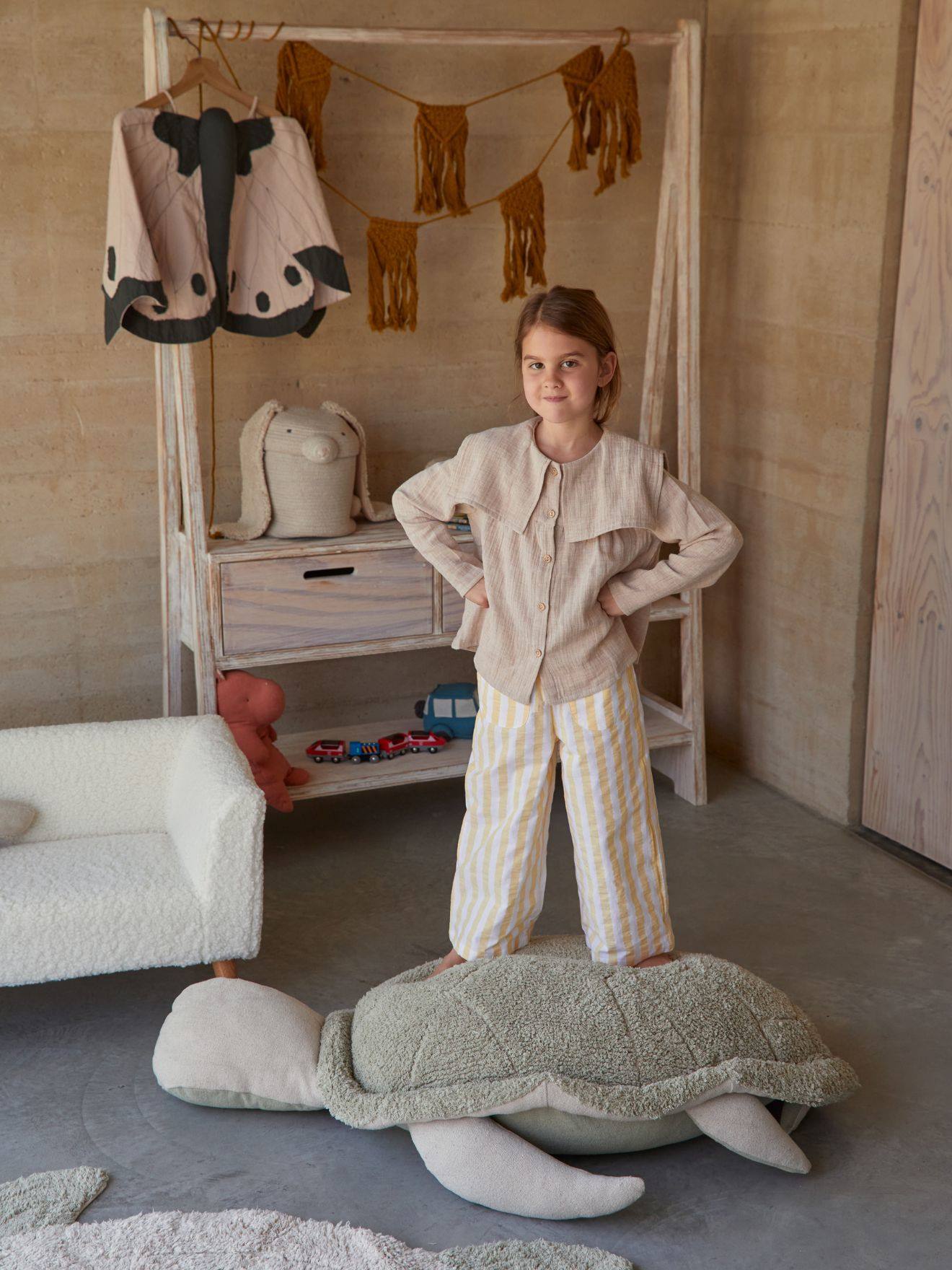 Pouf Enfant En Coton Mrs. Turtle Olive, Naturel (Lorena Canals) - Image 2