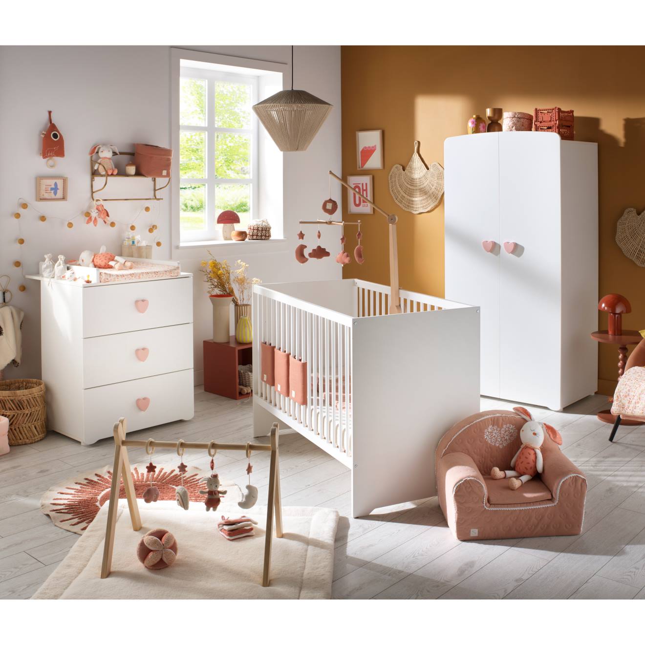 Chambre Complète Bébé Avec Lit À Barreaux, Commode À Langer Et Armoire 2 Portes - Basic Blanc/rose