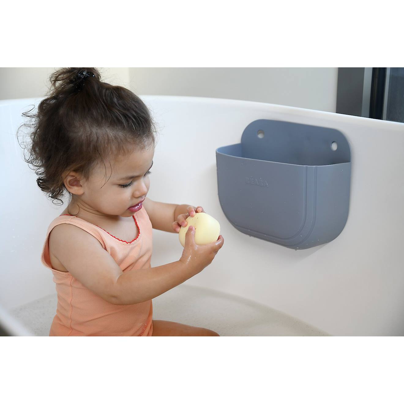 Coffret De Bain Bébé Avec Panier Et Jouets De Bain Silicone Galet (Béaba) - Image 1