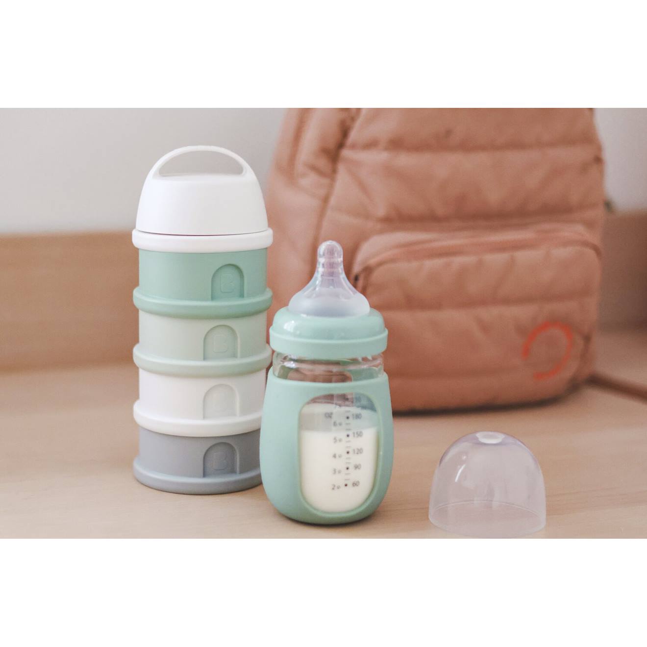 Biberon Verre + Housse Silicone 2 En 1 Vert Sauge (Béaba) - Image 1