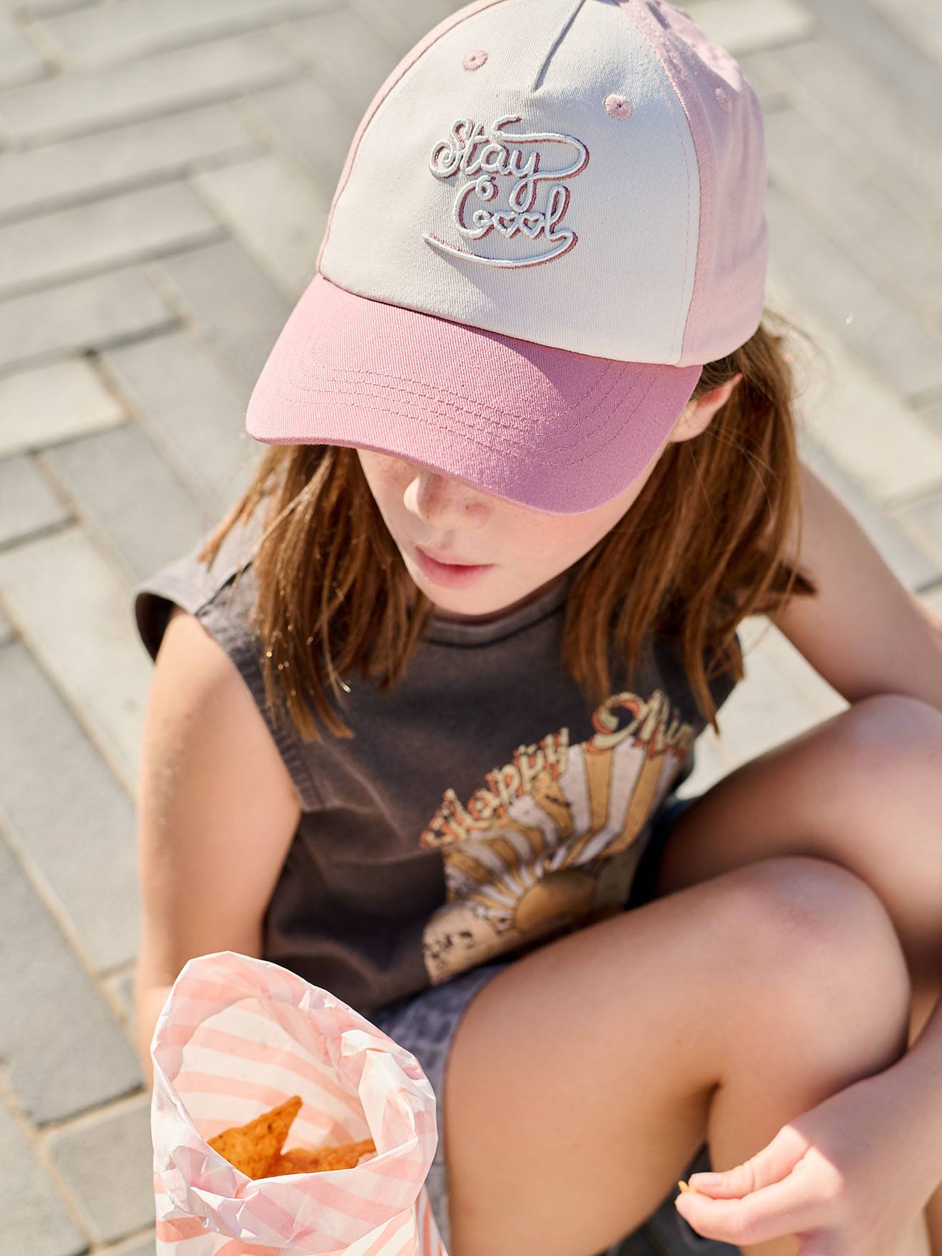 Casquette enfant fille coton brodée vieux rose