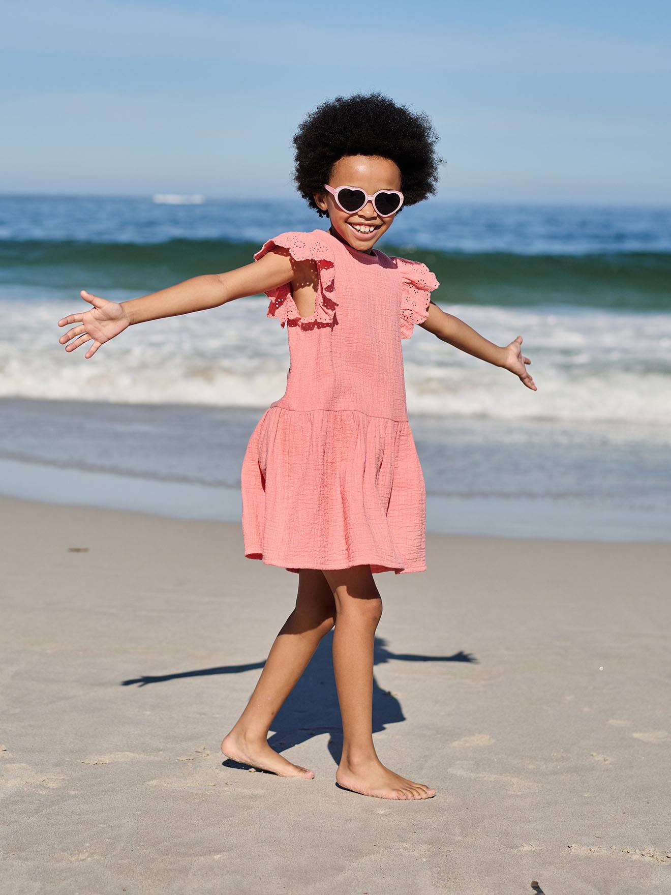 Robe fille gaze de coton manches courtes brodées corail