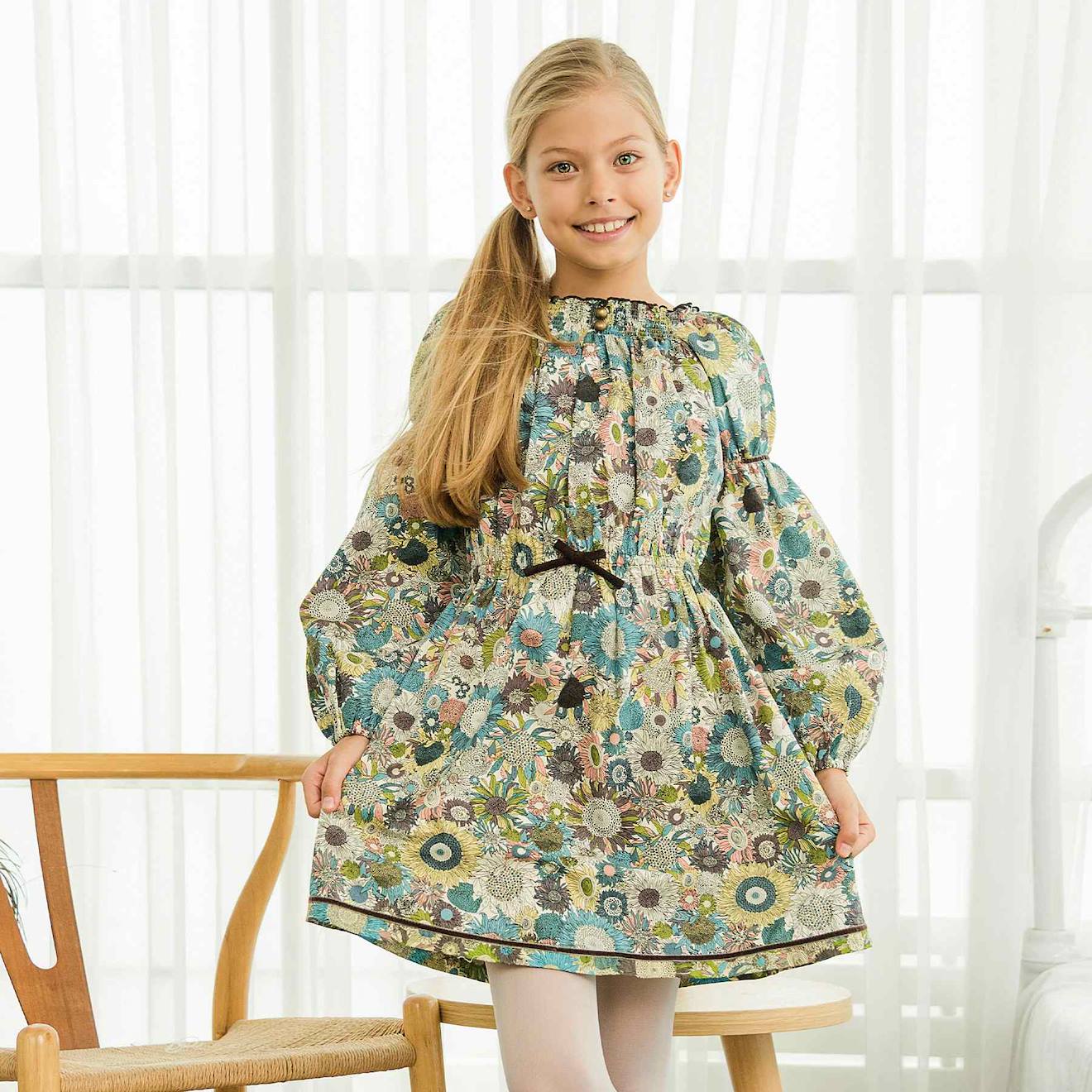 Robe Fleurie À Manches Longues Et Col Smocks Chimene Beige Marron