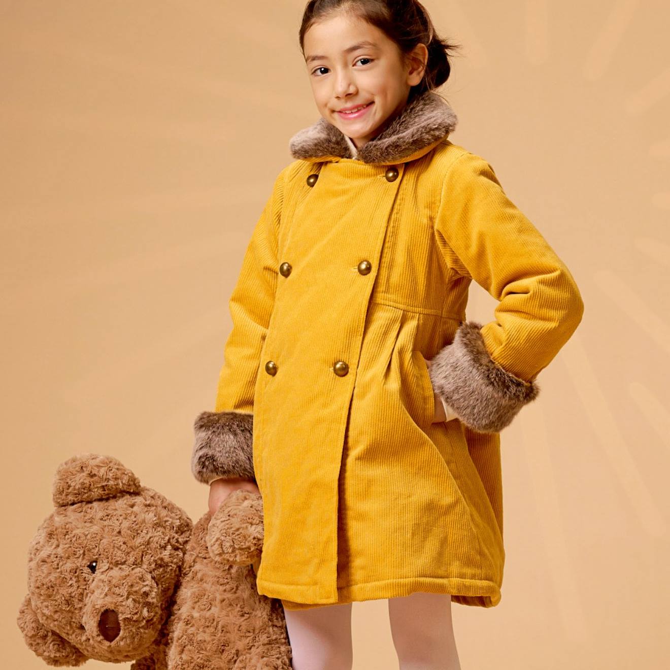 Manteaueau Long Velours Col Fausse Fourrure Anoushka Jaune Marron Manteaueau Long Velours Col Fausse Fourrure Anoushka Jaune Marron