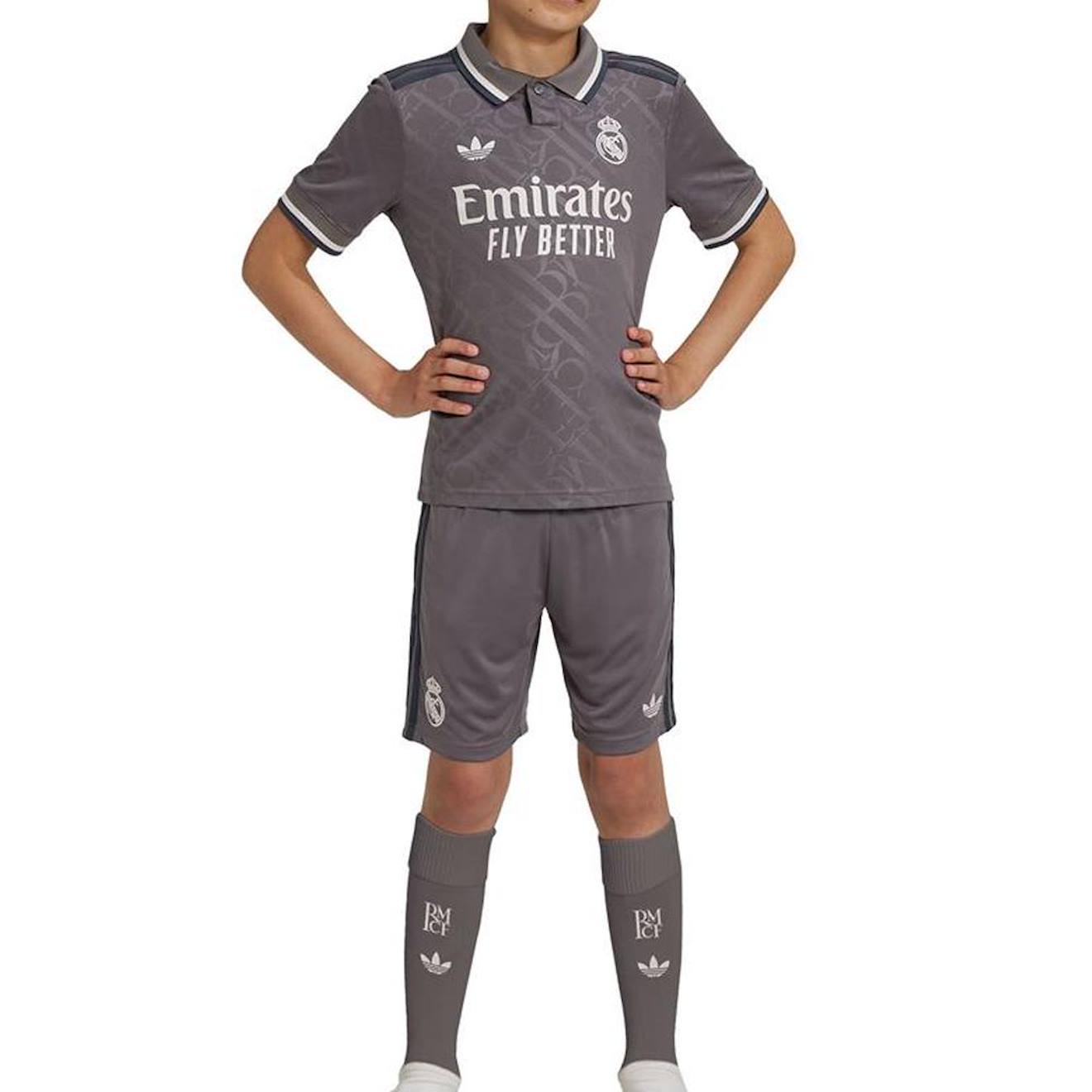 Real Madrid Ensemble Tenue Third Junior 2425 Gris 71 €