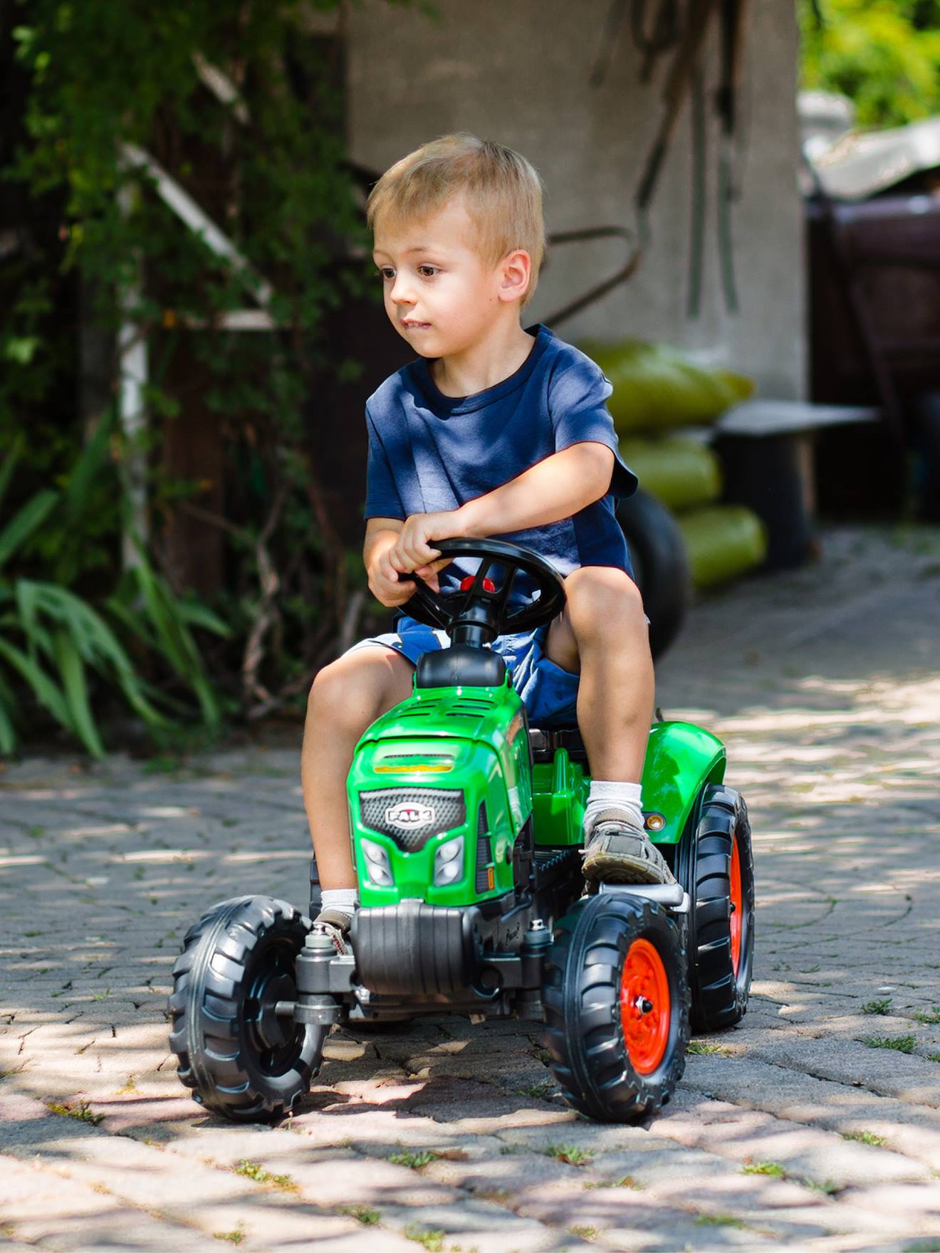 Tracteur À Pédales Supercharger Avec Capot Ouvrant Et Remorque Vert