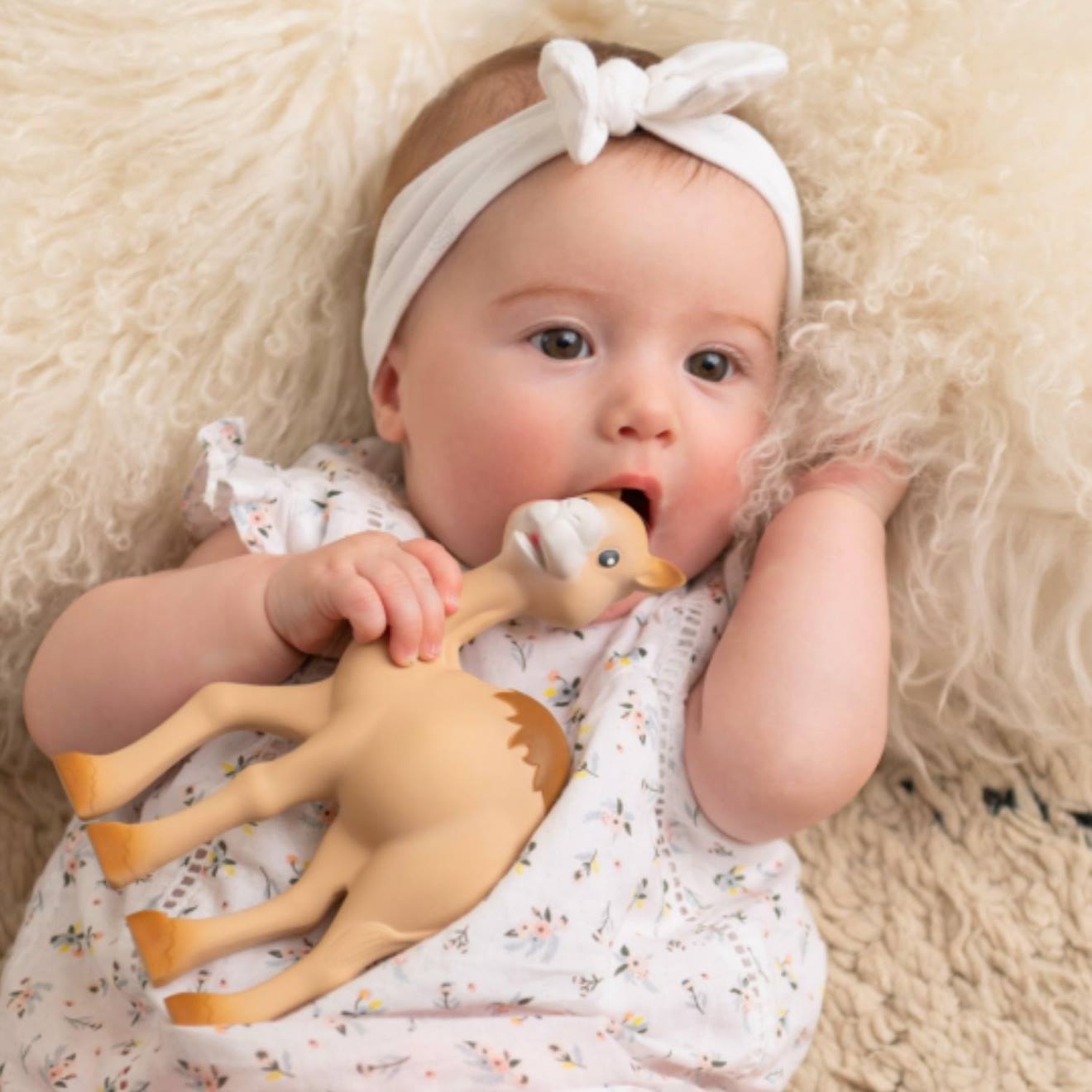 Jouet De Dentition Dromadaire Al'thir Le Compagnon Marron, Beige (Sophie la girafe) - Image 1