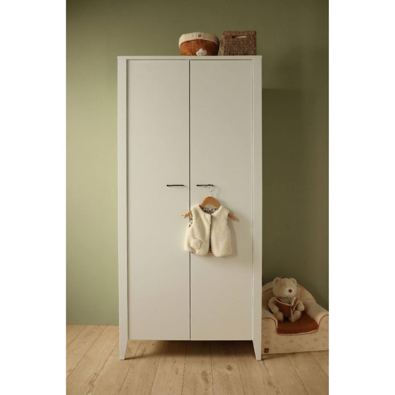 Armoire 2 Portes Avec Étagères Et Penderie - Poignées Métal - Angele Blanc