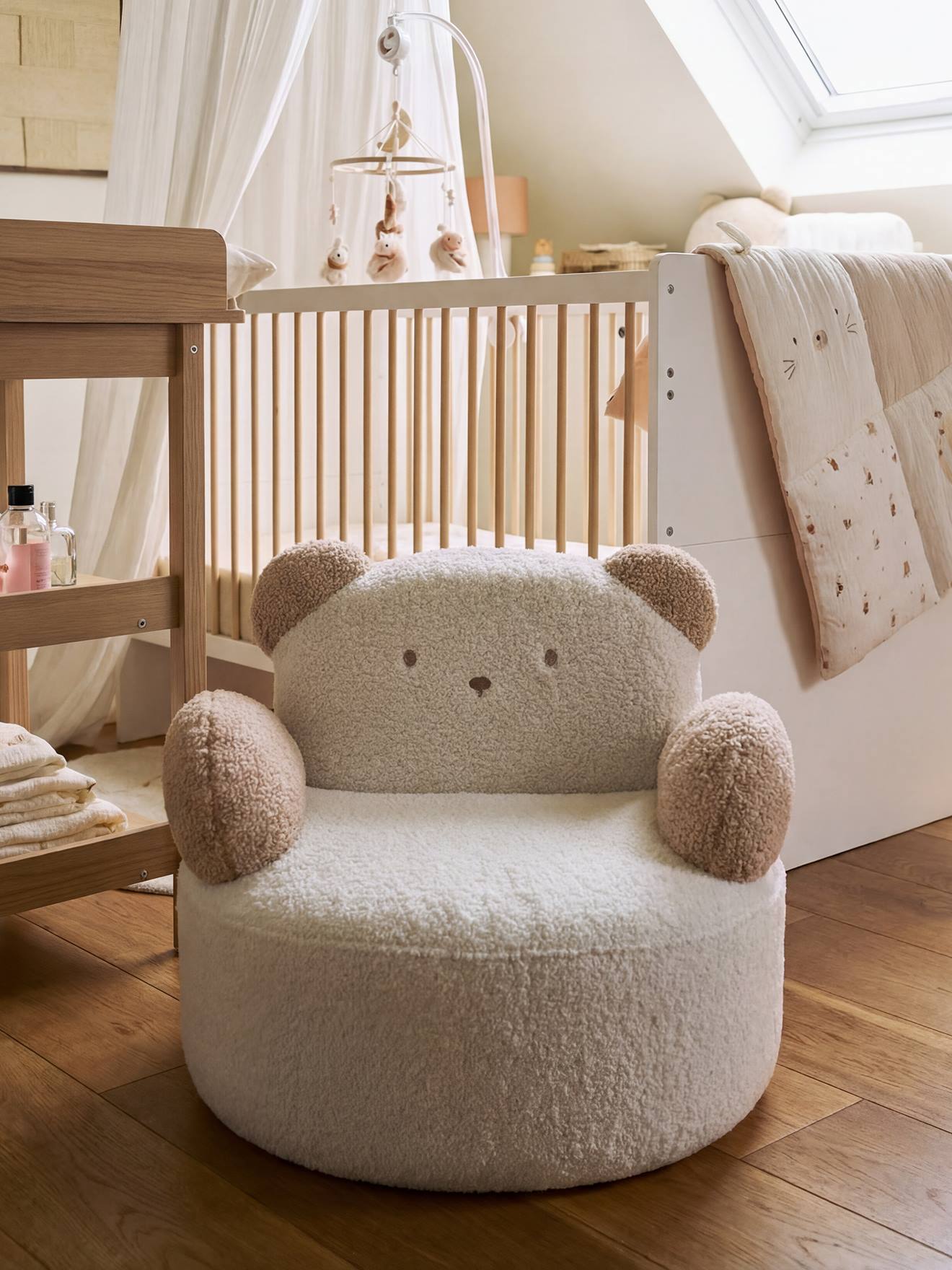 Fauteuil pivotant enfant ourson bouclette blanc Fauteuil pivotant enfant ourson bouclette blanc