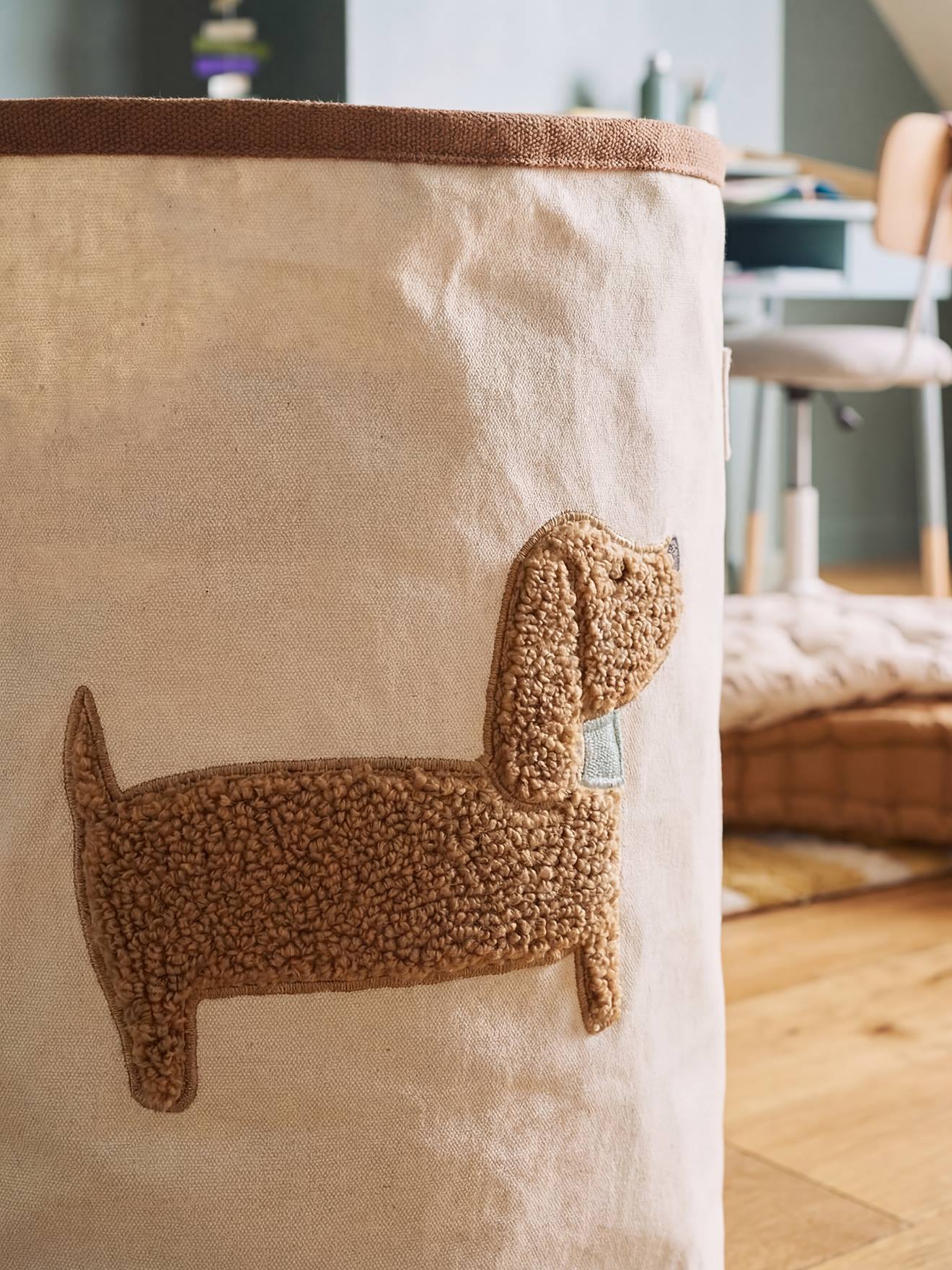 Panier rangement motif chien sherpa beige (Vertbaudet) - Image 1