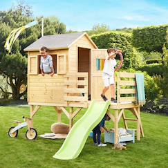 -Cabane en bois sur pilotis avec toboggan josephine