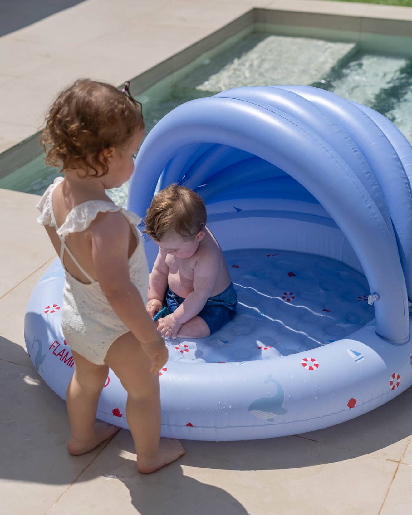 Piscine Bébé avec Pare Soleil pour Enfants 137 x 142 x 71cm Pataugeoire Enfant Piscine Gonflable avec Auvent, Flotteur de Natation Jouets de fête de Natation