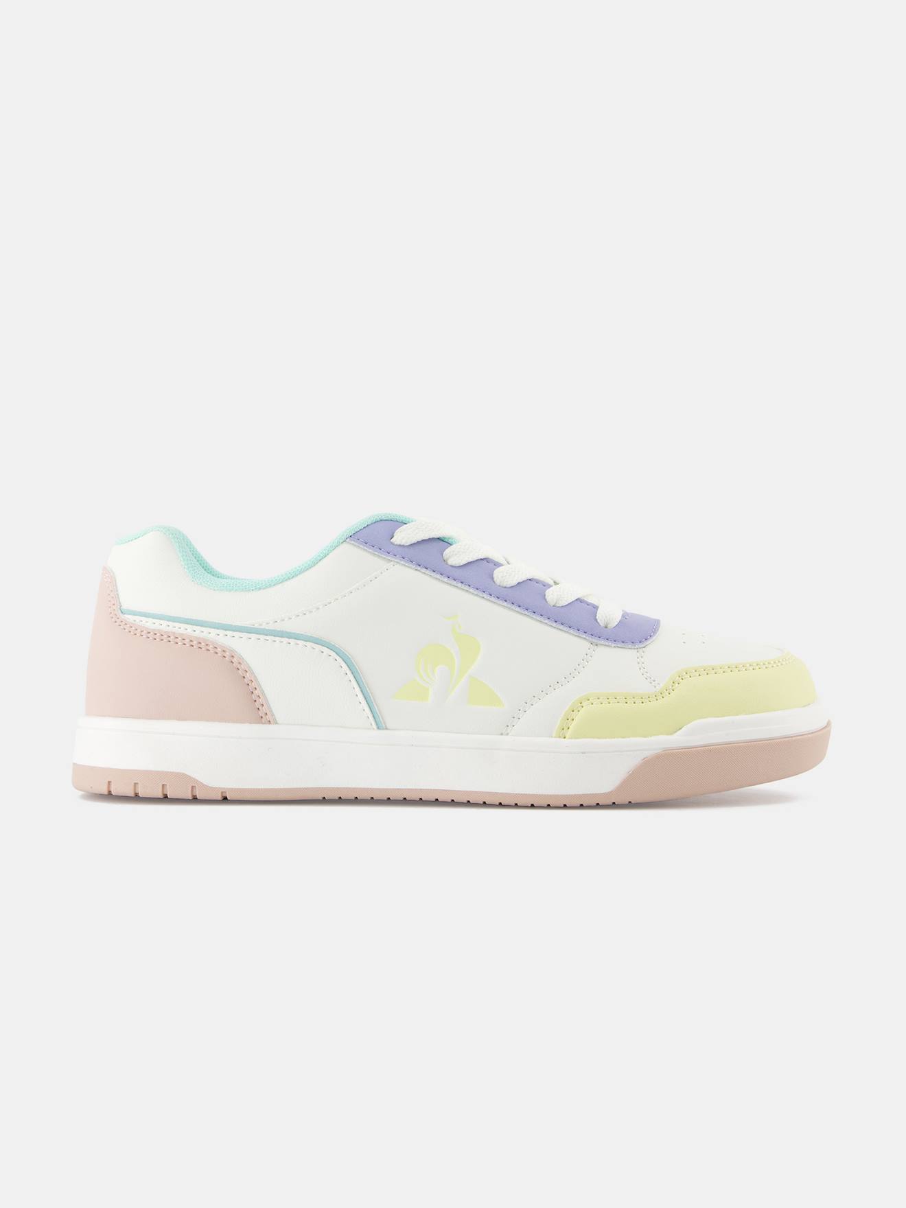 Baskets Fille En Cuir Et Synthétique - Confort Au Quotidien White Baskets Fille En Cuir Et Synthétique - Confort Au Quotidien White