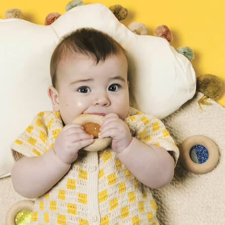 Hochet sensoriel donut calme Bleu+Jaune+Orange+Rose+Rouge+Turquoise+Vert+Violet 4 - vertbaudet enfant 