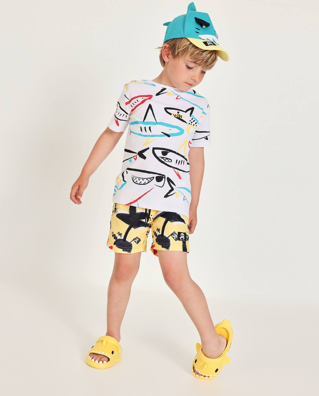 T-shirt En Maille Pour Garon Avec Motifs De Requins Blanc 9 €