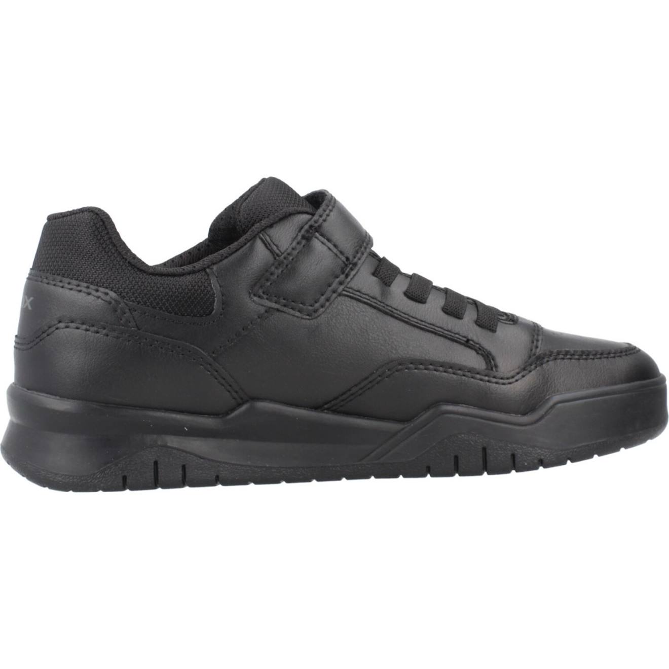 Baskets Basses Scratch Noir C9999 56 €