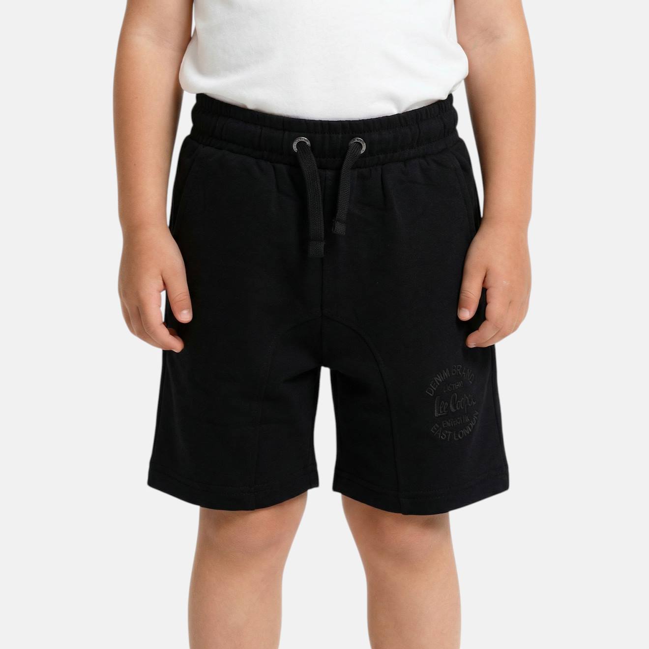 Bermuda Enfant Avec Logo Et Cordon Noir Bermuda Enfant Avec Logo Et Cordon Noir