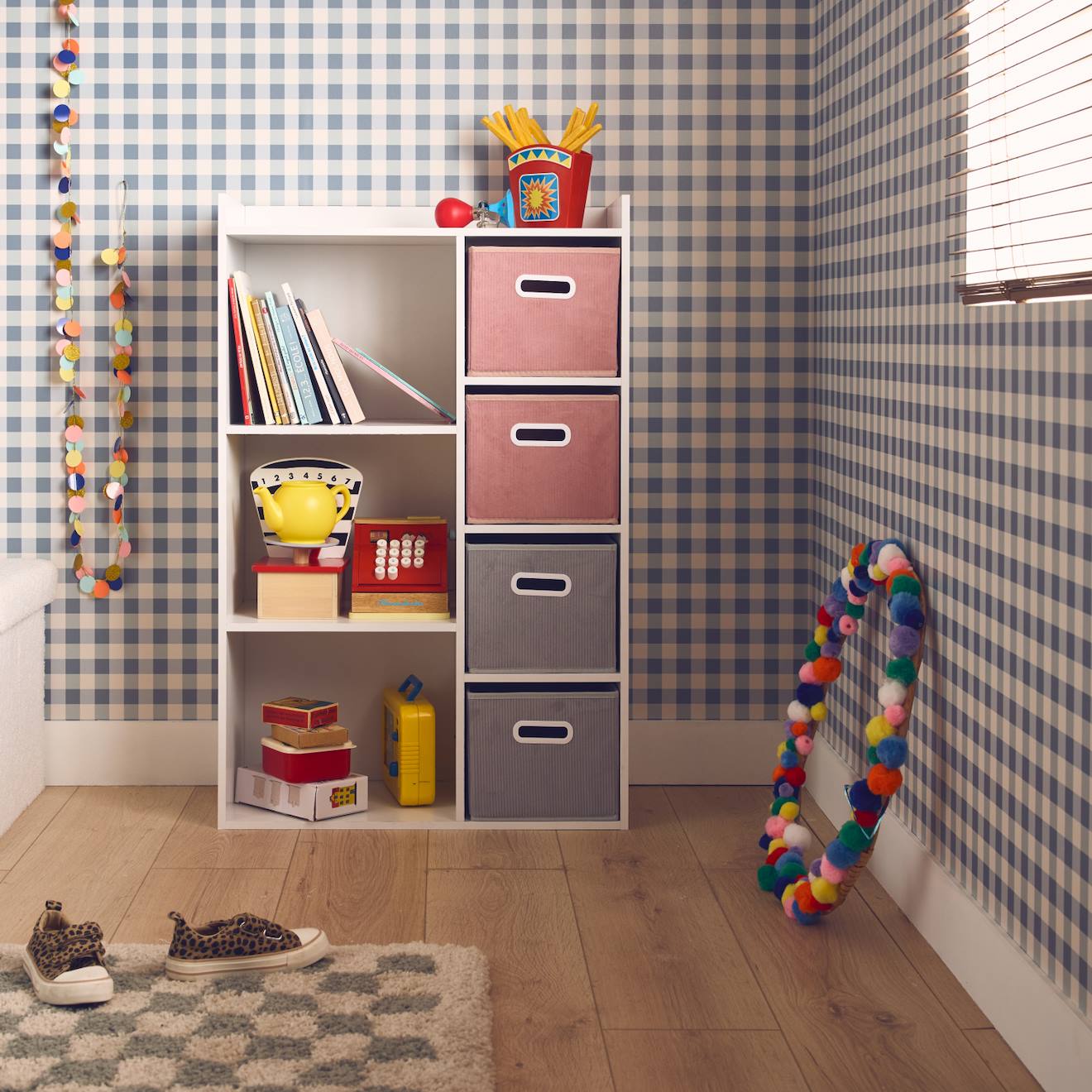 Meuble De Rangement Pour Enfant Pratique Avec 7 Compartiments Et 4 Paniers En Velours Rose