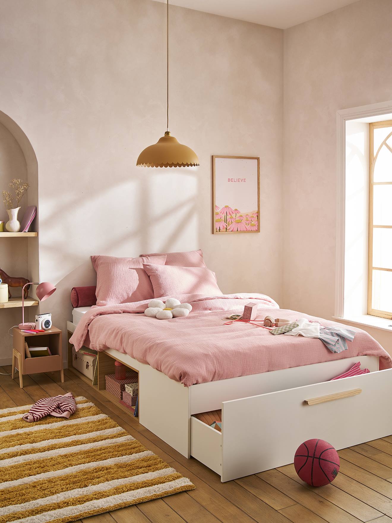 Lit double avec rangement ASPEN 140x200cm blanc Lit double avec rangement ASPEN 140x200cm blanc