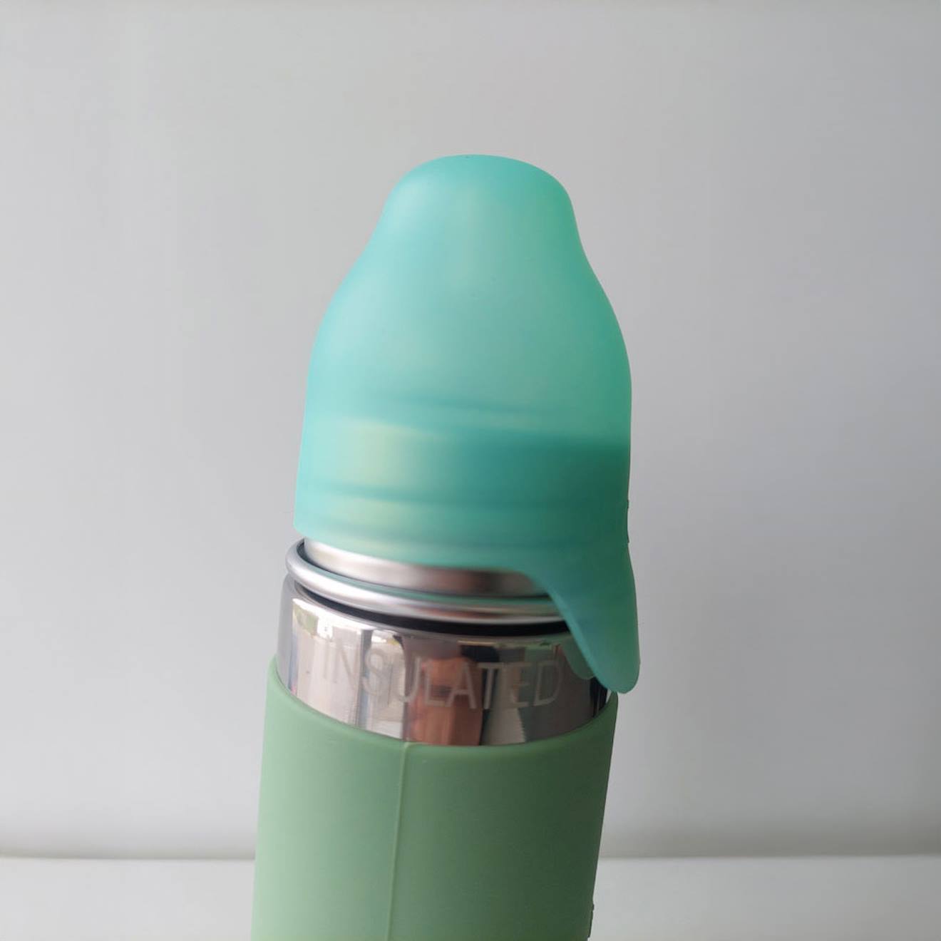 Biberon Isotherme En Inox 260 Ml - Moss Green (Pura) - Image 1