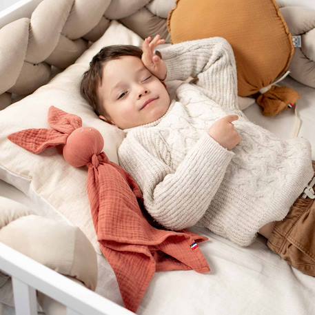 Doudou lapin  en gaze de coton jeanne Beige+Blanc+Blanc à pois or+Bleu+Camel+Écru+Gris+Rose+Terracotta+Vert de gris 50 - vertbaudet enfant 