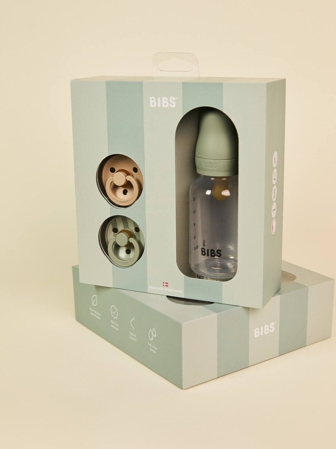 Coffret cadeau naissance les essentiels sauge