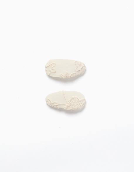 Fille-Lot de 2 barrettes ovales avec broderie