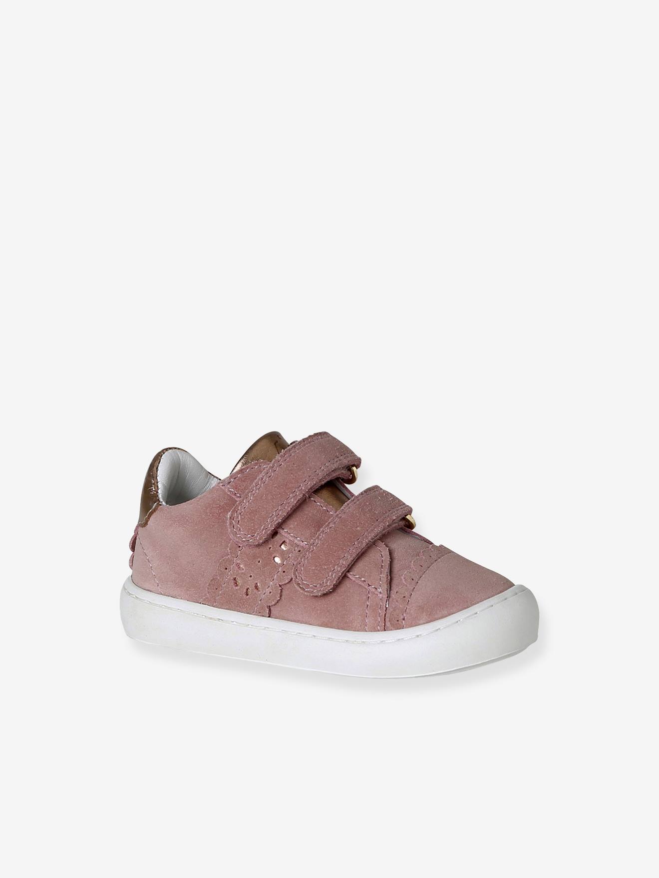 Baskets bébé fille cuir à scratchs rose poudré Baskets bébé fille cuir à scratchs rose poudré