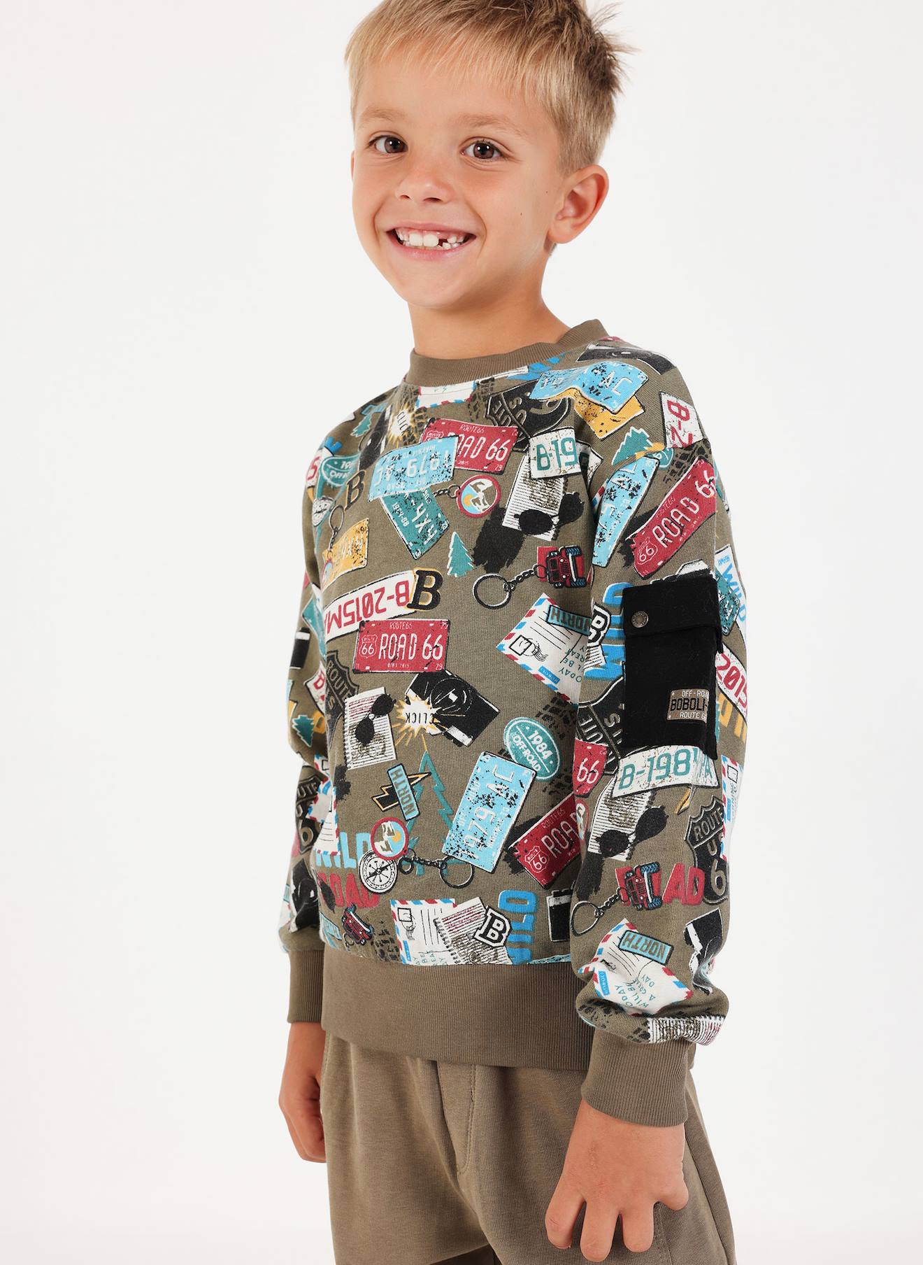 Sweat-shirt Garçon Molleton Imprimé Plaques D'immatriculation Multicolore