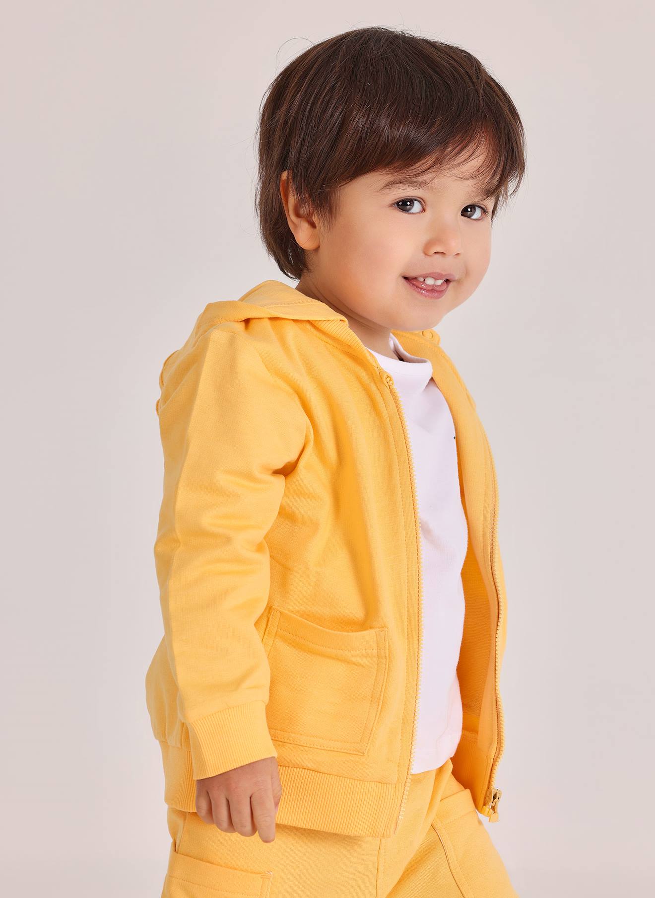 Gilet Bb En Peluche Jaune 12$