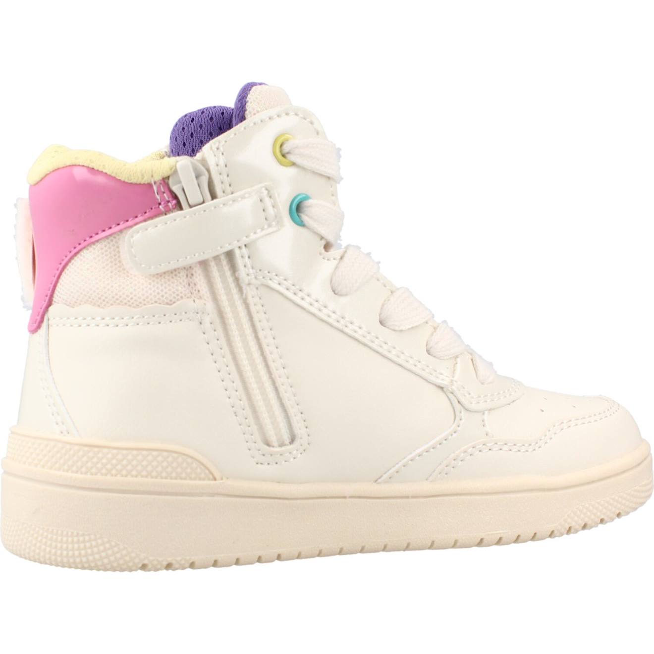 Basket Fille Modle J56hxe 0bckn Blanc C1m0g 61 €