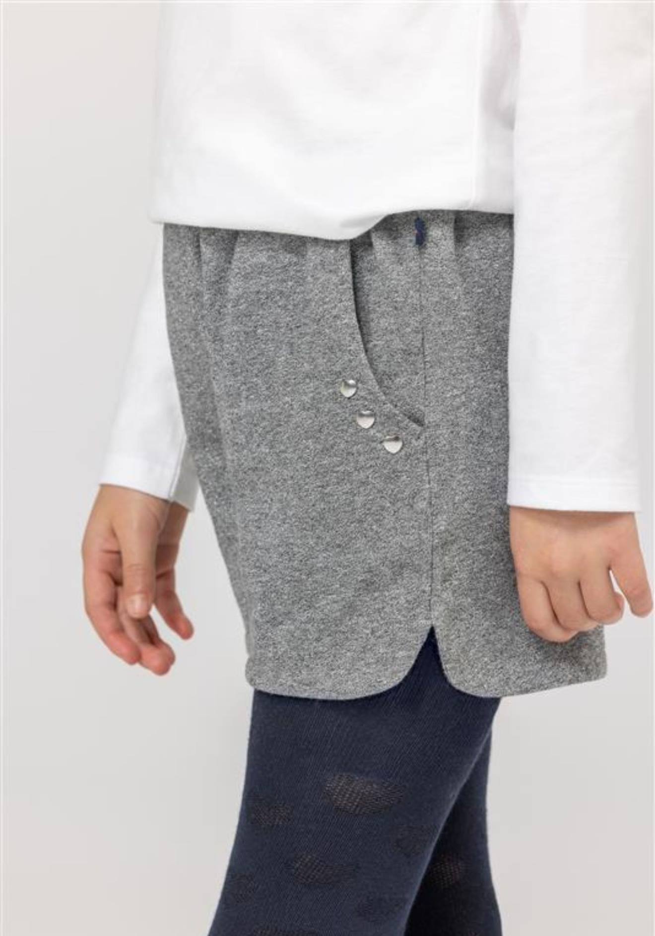 Short Fille Argent 25 €