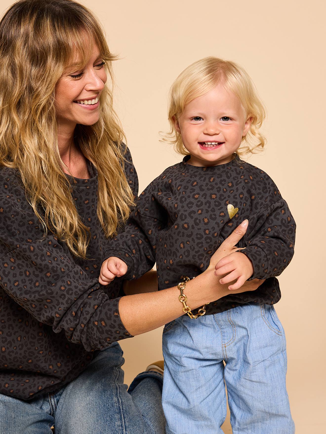 Sweat bb lopard capsule mre- fille gris fonc 16 €
