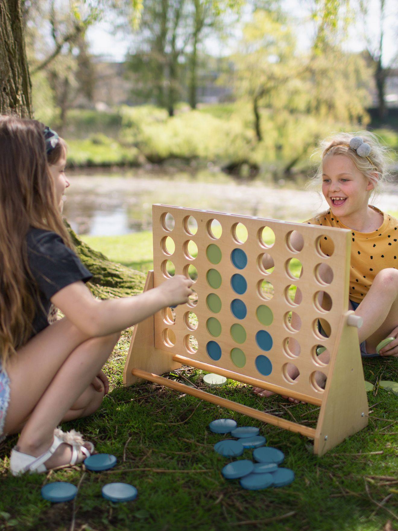 4 En Ligne Géant En Bois Fsc - Jeu De Société Classique Famille - Jeu Géant Multicolore