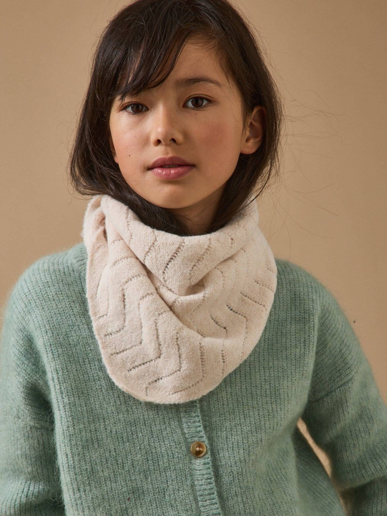 Foulard Triangle Fille Avoine Chine 24 €