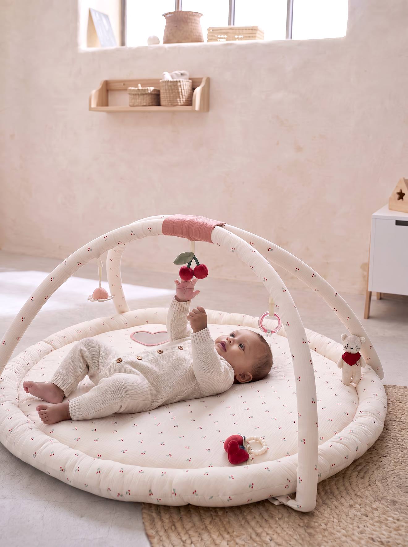 Tapis d'éveil avec arches et rebord cherry