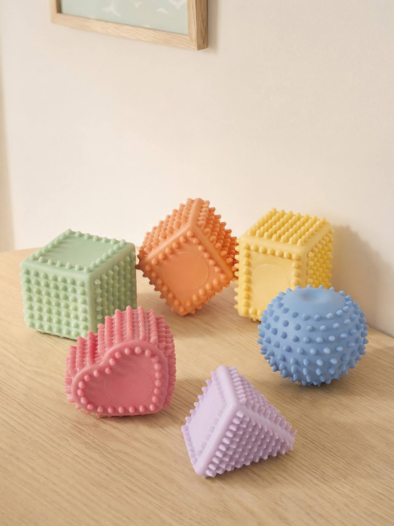Set de 6 formes sensorielles multicolore