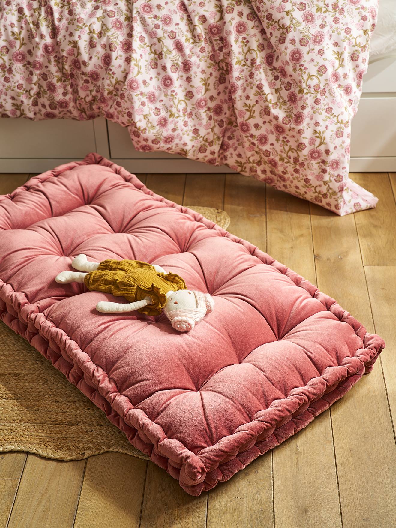 Matelas de sol en velours 60 x 120 cm rose Matelas de sol en velours 60 x 120 cm rose