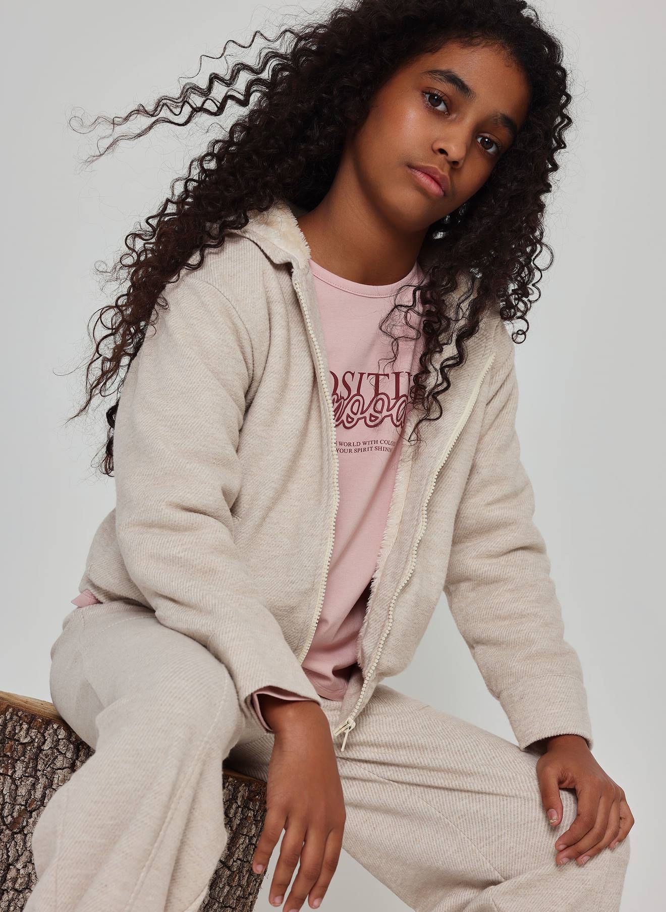 Blouson Fille En Maille À Capuche Beige