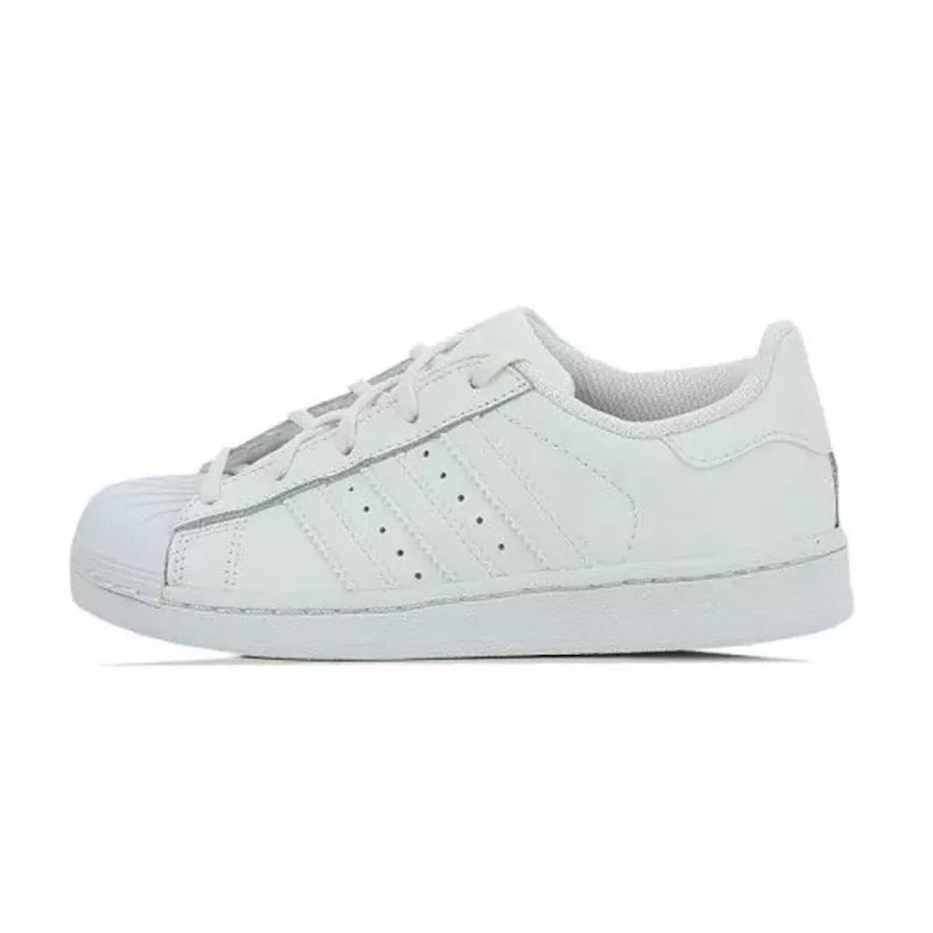 Baskets Enfant En Cuir Blanc Clair.